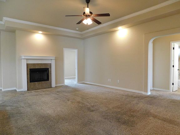 4th image of 4602 Chelsea Dr