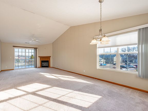 4th image of 5154 Diane Ct