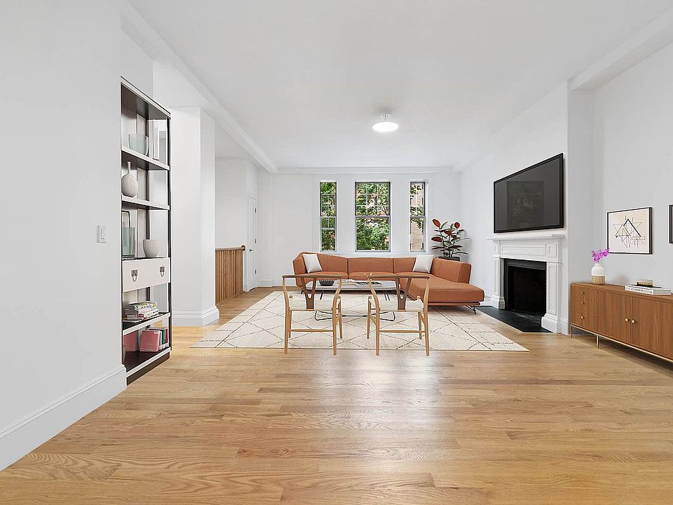 1st image of 562 W End Ave #2/1B