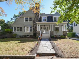 118 Windermere Rd, Newton, MA 02466