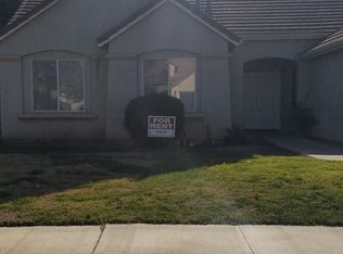 1667 Castle Way, Lemoore, CA 93245