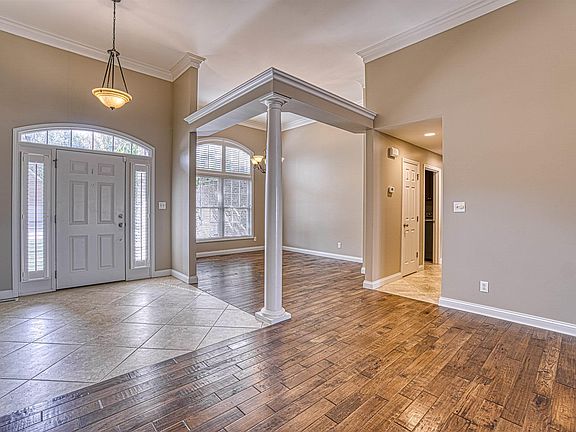 5th image of 2600 Aiden Dr