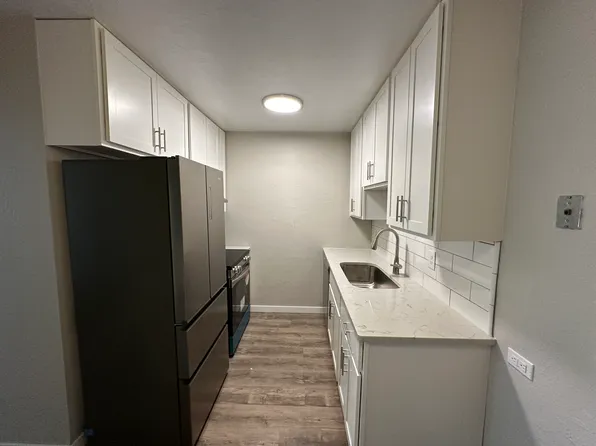 Brand New Remodeled Nina Flats, 6211 Hamilton St APT 7, Minneapolis, MN 55416