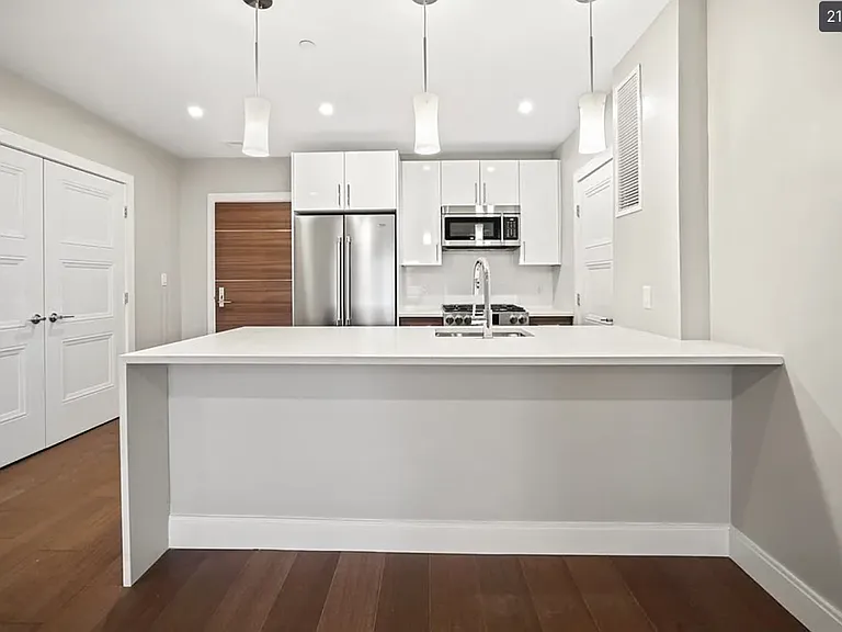 425 Lagrange St #210 — Photo 3