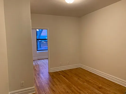 Rented by Bond New York | media 2