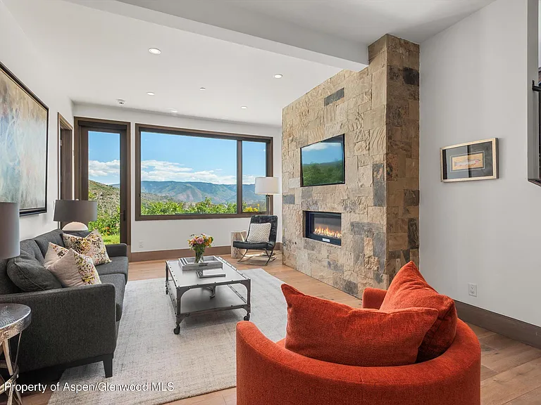 272 Oak Ridge Rd — Photo 23