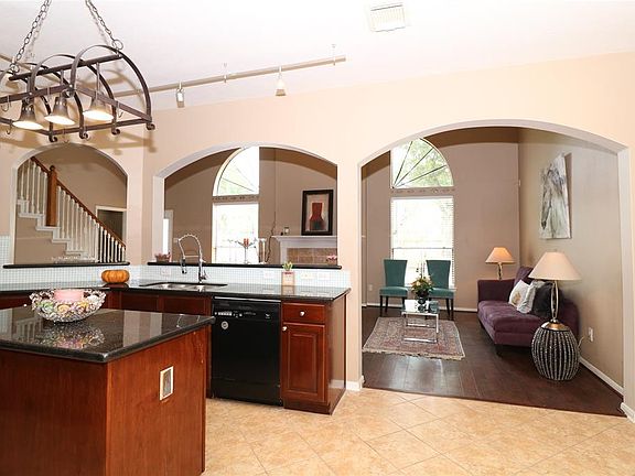 5th image of 21615 Oakcreek Ct