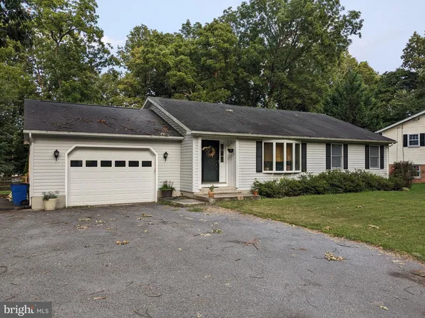 164 Ashley Dr, Shepherdstown, WV 25443