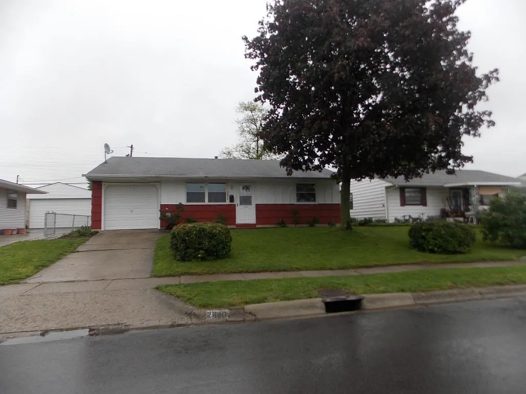 2846 Hillgate Rd photo 1
