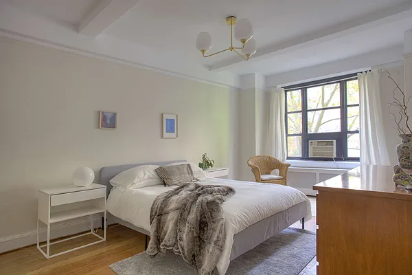 Sold by Compass | media 3