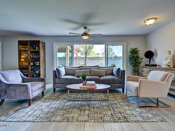 4th image of 2545 E Meadowbrook Ave