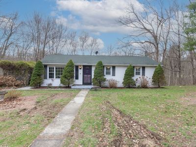61 Collelo Avenue, Moosup, CT, 06354
