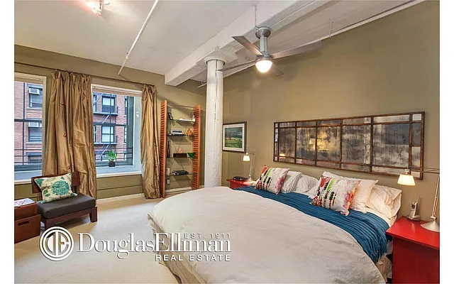 Sold by Douglas Elliman | media 27