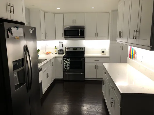 3185 College Ave, Costa Mesa, CA 92626