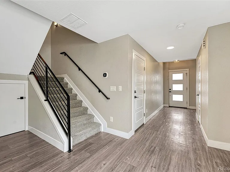 2891 W Parkside Pl — Photo 4