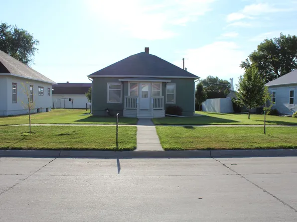 130 N Osborne St, Ainsworth, NE 69210