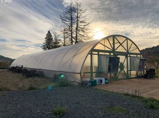 123 Lower Crest Rd, Oakland, OR 97462