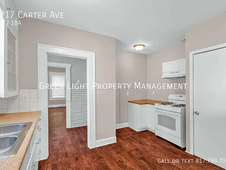2717 Carter Ave — Photo 13