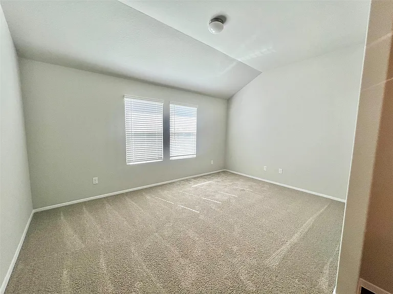 144 Edward R Gaytan St — Photo 8