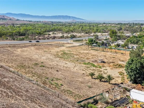 6165 Dodd St, Mira Loma, CA 91752
