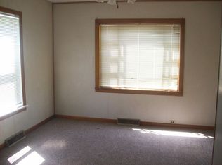 1958 Francis St, Eau Claire, WI 54703