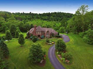 110 Cambridge Dr, Canonsburg, PA 15317