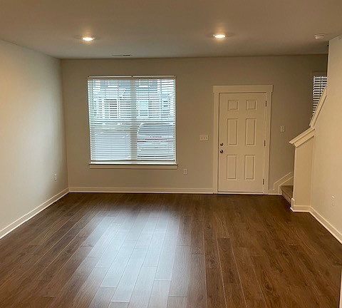 4th image of 1741 Frodo Way