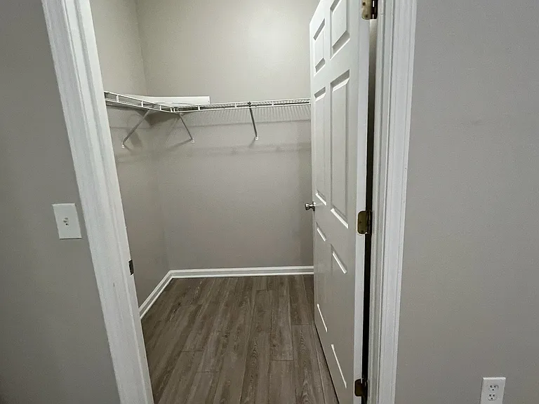 6985 Ortega Woods Dr — Photo 1