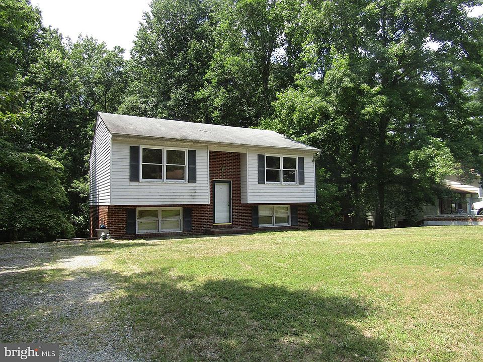 1st image of 418 Cleveland Ct