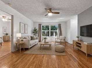 Q, Hobe Sound, FL 33455