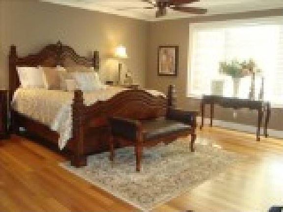 5th image of 55687 Whitney Ct