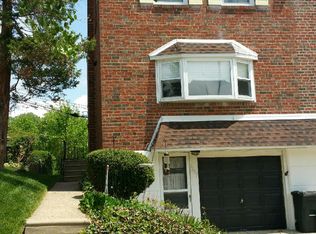 7331 Hill Rd, Philadelphia, PA 19128