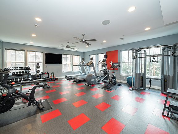 4th image of 750 Summer St APT 401