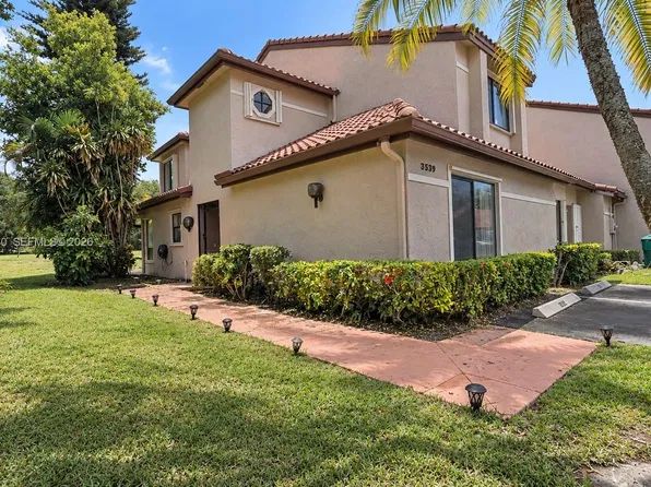 3539 Inverrary Blvd W #1, Fort Lauderdale, FL 33319
