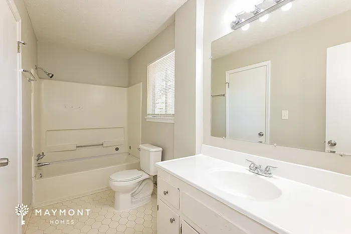 5749 Wesson Dr — Photo 11
