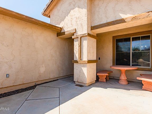 4th image of 1343 E NATASHA Drive