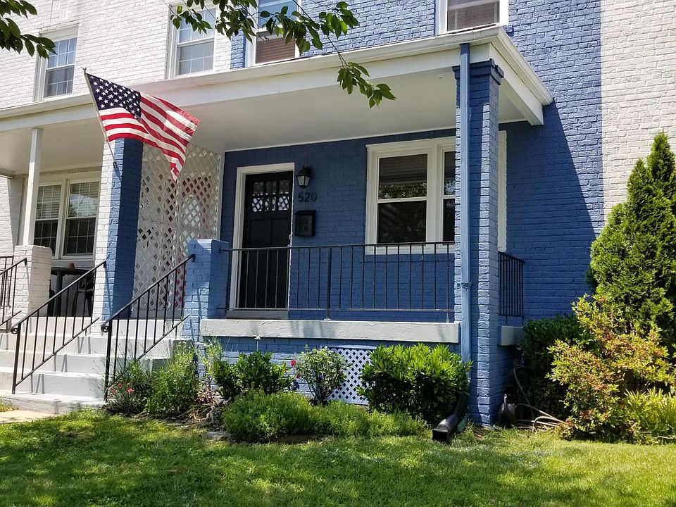 Front of the house (No access)
