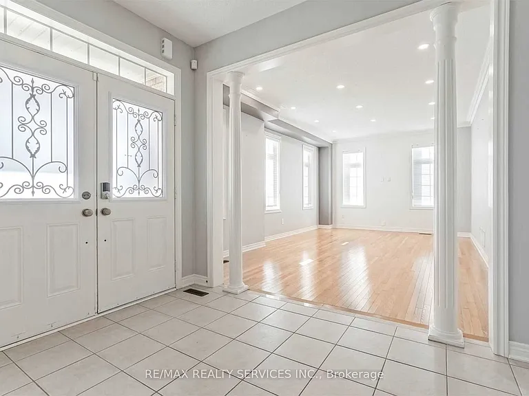 3 Coolwater Dr — Photo 3