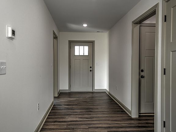 4th image of 828 Denali Dr