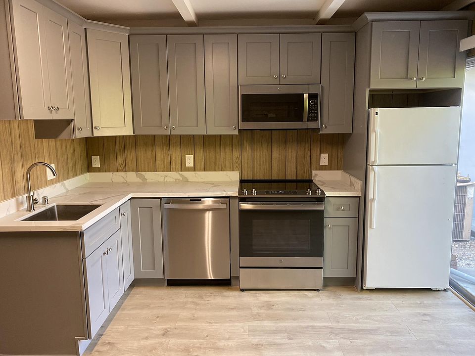 1st image of 1342 Tenaya Dr #B