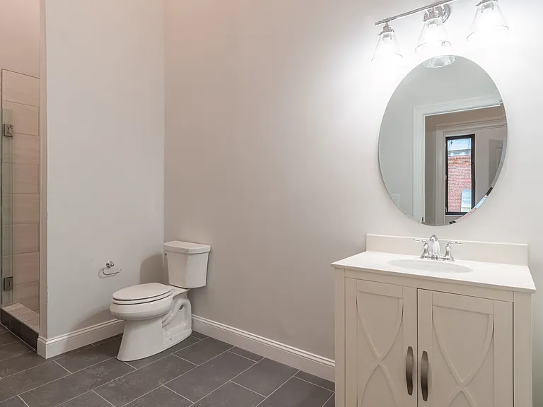 146 Main St #305 — Photo 15