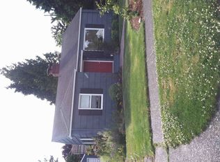 8225 21st Ave NE, Seattle, WA 98115