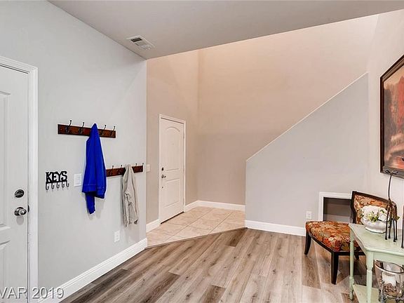 4th image of 10653 Mount Blackburn Ave