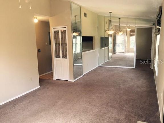 4th image of 908 Northlake Dr #908