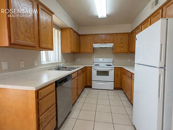 2nd image of 15547 S Moon Valley Rd #3