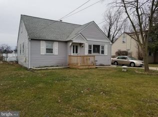 218 W Gloucester Pike, Barrington, NJ 08007