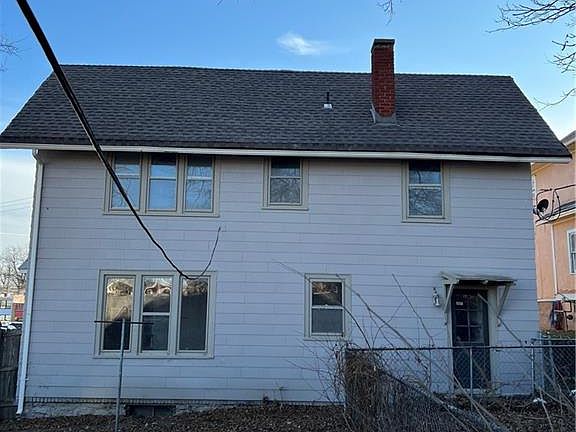 4th image of 1800 Oakland Ave
