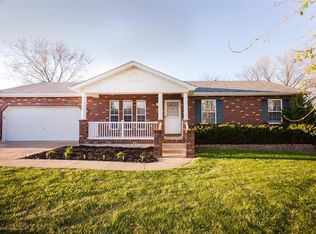 1512 Bishop Dr, Troy, MO 63379
