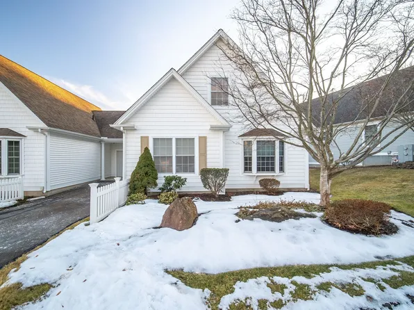 115 Allison Way #115, East Haven, CT 06512