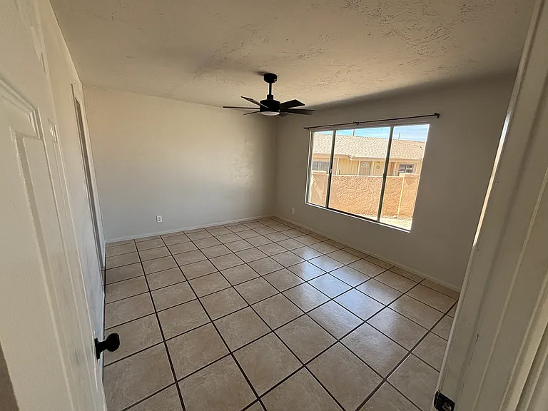 814 Chalon Ln — Photo 13